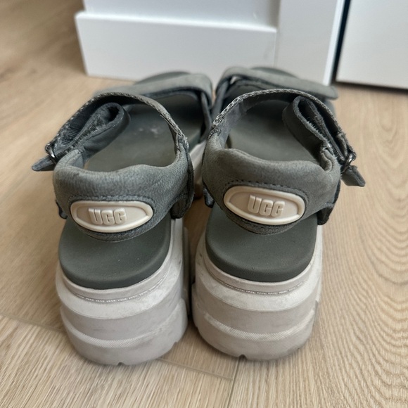 UGG Green Platform Sandals - Picture 2 of 5